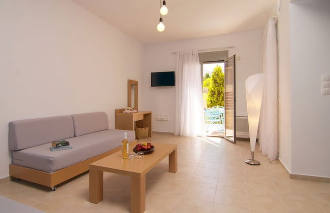 Loutra Resort - Foto 31