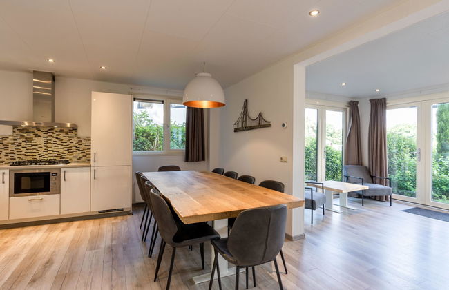 5 bedroom House in Brunssum with terrace and sauna - Photo 2