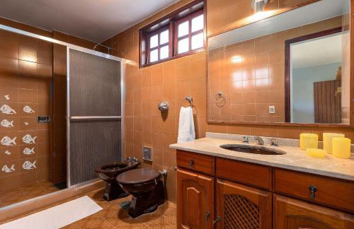 Casa na Granja Comary com piscina, churrasqueira e jacuzzi privativa - Foto 33