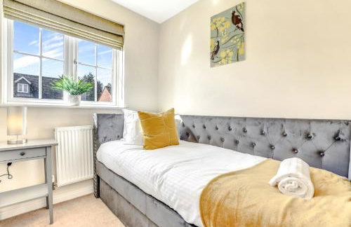 Charming 3-Bed Home with Garden & Parking - Foto 22