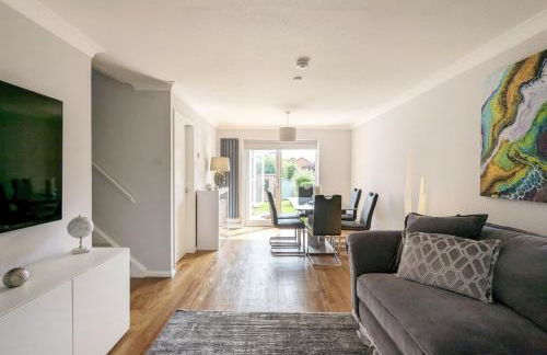 Brook House - Emsworth - Photo 1