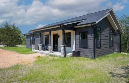 Galena Spring Escape - Hot Tub & Cozy Nights - Foto 37