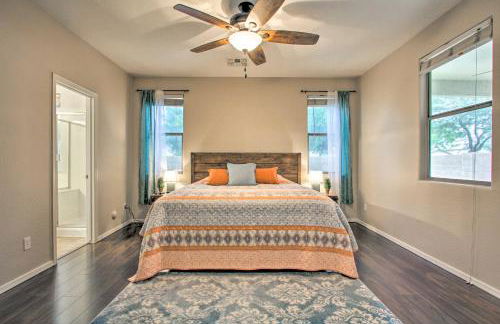 Sunny Surprise Vacation Rental with Pool, Near Golf! - Foto 12