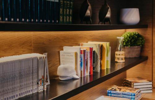 Aquitania Home Suites - Photo 125