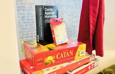 Travelers Dream that's Mins to NYC having Game Room and Parking - Foto 2