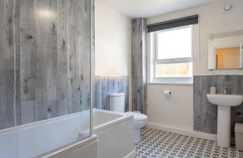 Cotswolds-Stroud-Large 5 Bedroom Home-Pool Table-Sleeps 10-Work or Leisure - Foto 5