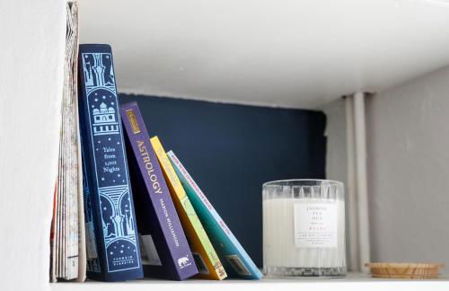 Romantic Cotswold Cottage- dog friendly and village location - Photo 8