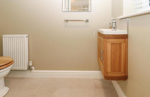 No 8 Cairn Cottage - Photo 11