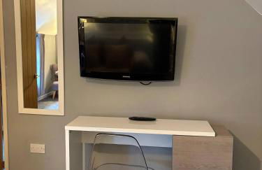 The Barn at The Flute - Mill Meece - Photo 11