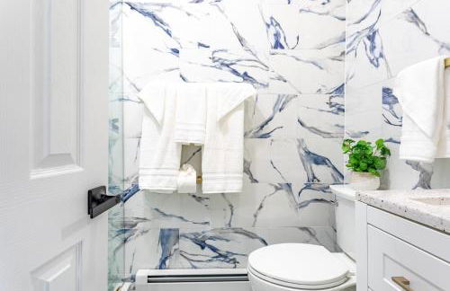 Modern Escape 3BR Apt with Parking - Foto 6