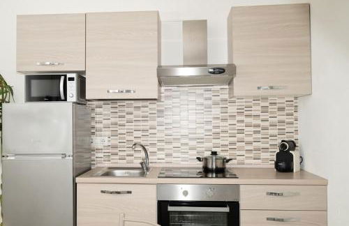 Green Villetta with a pool - Foto 9