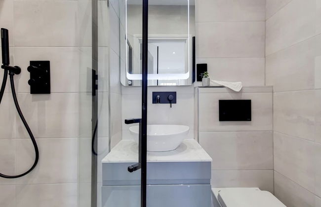 Captivating 2-bed Apartment in North London - Foto 7