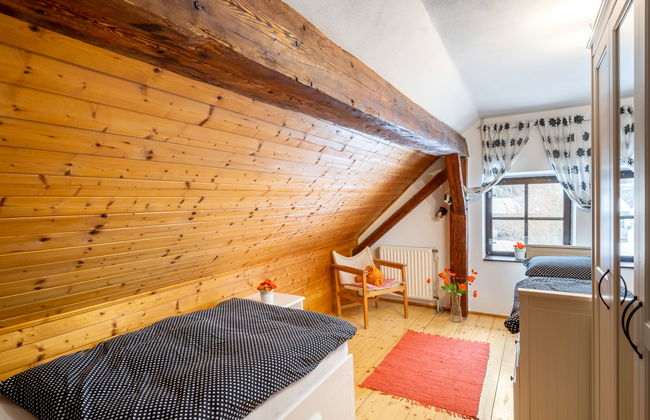 5 bedroom House in Benešov nad Černou with private pool and garden - Photo 33