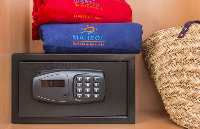 Apartaments Condado - Photo 22