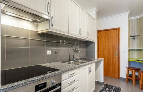 Machico City Apt - Photo 16