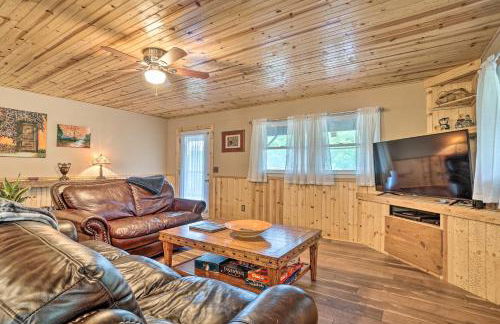 Hot Tub and Fire Pit Pet-Friendly Clayton Escape! - Foto 6