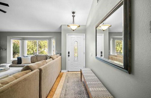 Modern Oceanside Stay with Yard & Laidback Vibes - Foto 47