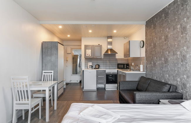 Santa's Holiday Homes - Photo 42