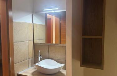 Mountain Flat Luna -Next the shuttle to Cortina Olympic stadium and train station- - Foto 14