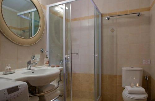 Amalia Apartments - Photo 21