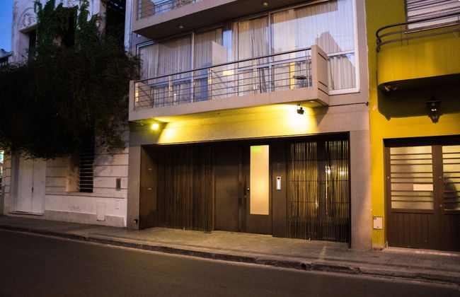 Lemon Apartments - Photo 2