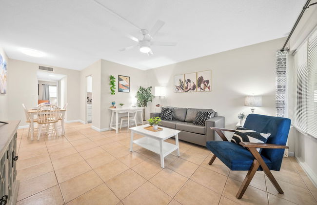 Riverwatch Apartments by Lowkl - Photo 39