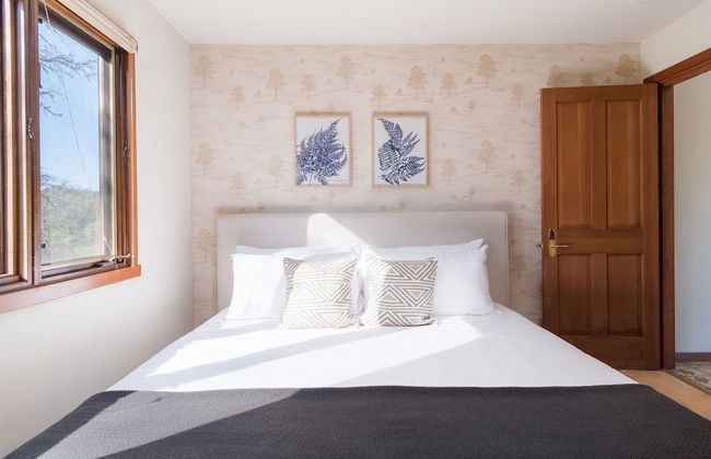 Gable by Avantstay Beautiful 3 5 Acre Oasis w Gorgeous Views Pool Hot Tub - Foto 23