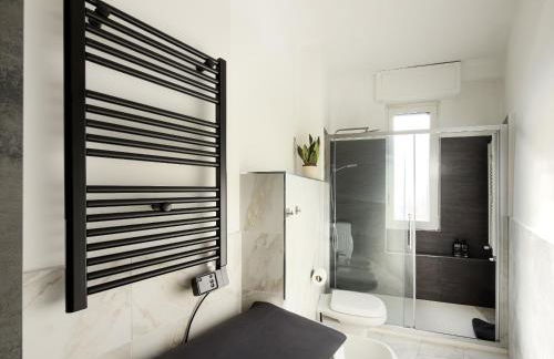 Casa Enea Luxury House - Bocconi Navigli - Private Parking - Foto 15