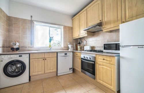 Oasis park 2 bedroom top floor Apartment AT72 - Foto 17