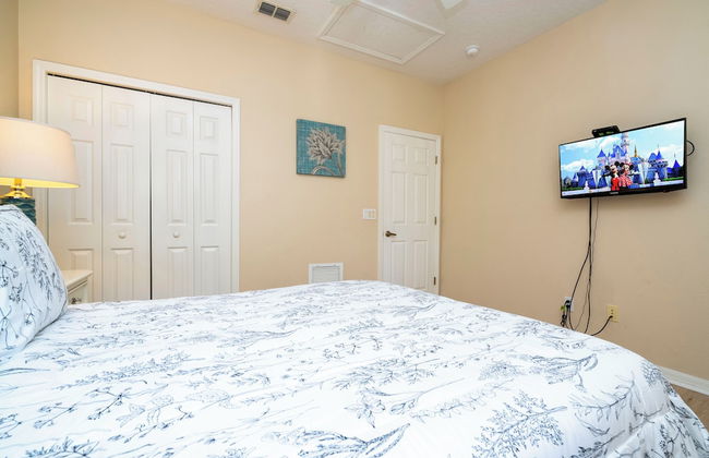 Stunning 5 Bd Home w Pool Close to Disney 7420 - Foto 18