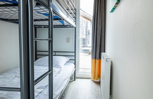 Holiday Home in Limburg With Outdoor Fireplace - Photo 14