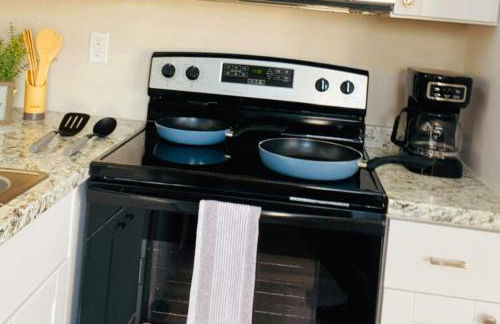 Hidden Gem! Private Guest Home - Photo 4