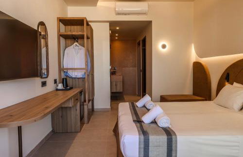 Stella Maria Hotel & Suites - Photo 56