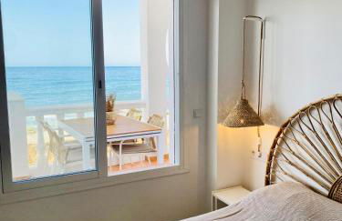 Primera Línea de Playa Increíbles vistas - Photo 10