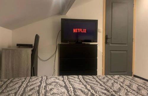 Proche Gare Paris-CDG Stade-de-France Astérix Expo - Foto 8