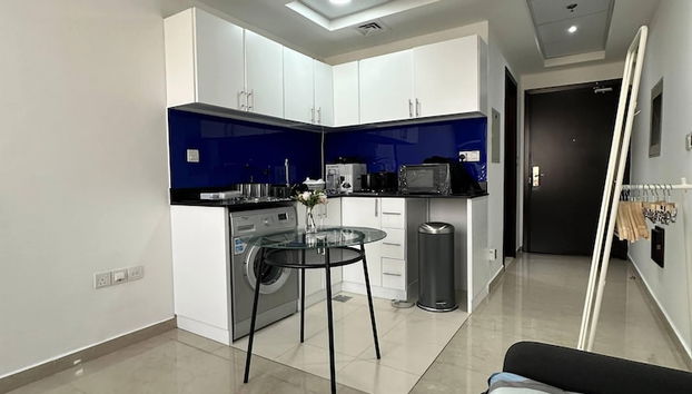 STUDIO IN JVC - Foto 4, Cocina privada