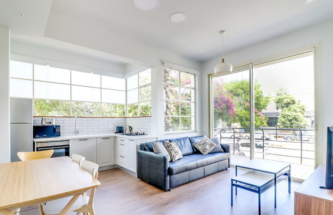 Carmel Boutique - Photo 23