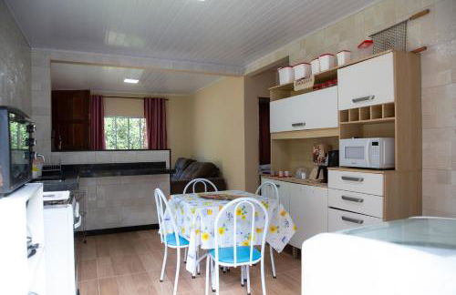 Sitio encantador e tranquilo com churrasq e Wi-fi - Foto 3