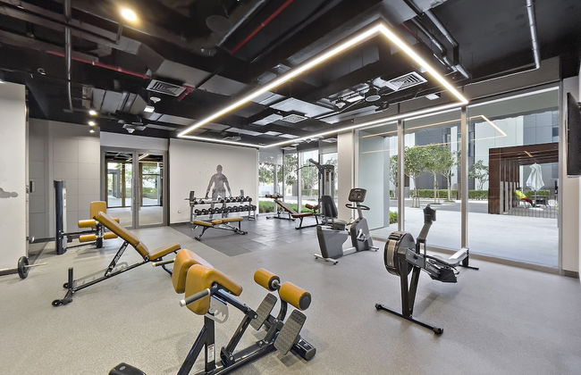 WelHome - Stylish Condo With Cityscape View in Creek Harbour - Photo 27