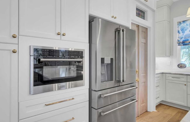 Walk to the Beach + Private Pool, Rooftop Terrace, Balcony 3602 Cameron - Foto 13