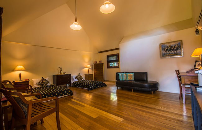 Teakwood Villa - Photo 5