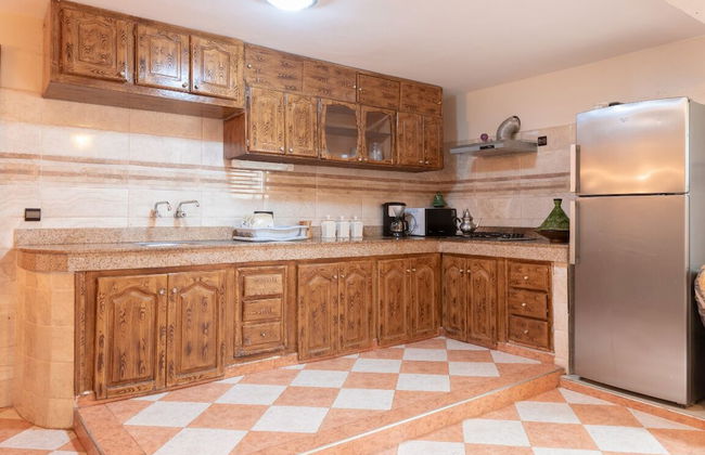 5 Bedroom Holiday Villa Yasmine, Perfect for Family Holidays, Near Beaches - Photo 72