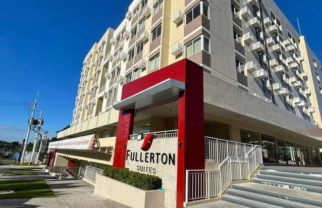 Fullerton Suites - Photo 1