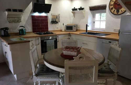 La Tuilerie Grange (Adults only gite) with two en-suite double bedrooms - Foto 6