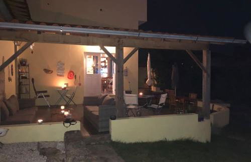 Holidayhome with bar and swimming pool - Foto 18