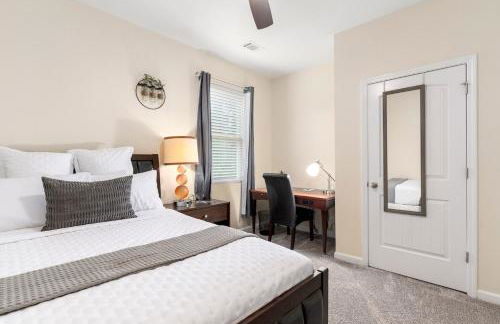 5BR Oasis with 3 Spa-Like Baths - Foto 10