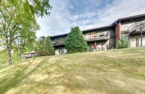 Elegant 4-Season Lake Geneva Condo with Fireplace! - Foto 29