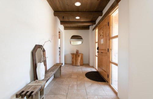 Desert Lily - Sunrise Suite with private hot tub and shared pool - Foto 23