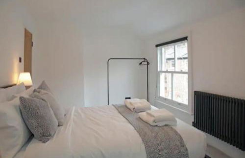 Modern Luxury 4 Bed House in Heart of Macclesfield - Foto 26