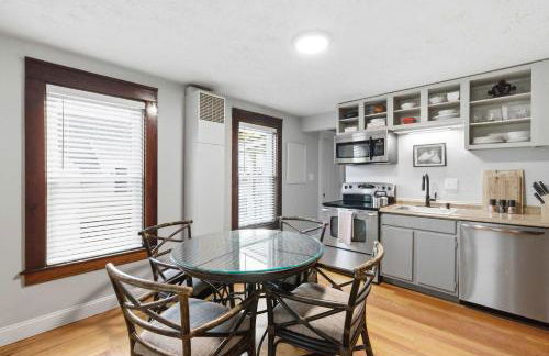 Craftsman Cozy Top Flr 1 Bed1- 1 Ba Private Porch - Foto 16